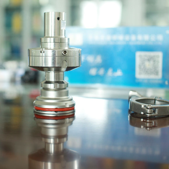 ���w�^����m���Nֱ���R���F�w