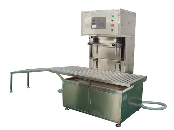 雙頭半自動(dòng)食用油灌裝線