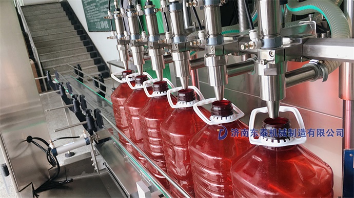 全自動(dòng)油類灌裝機(jī)