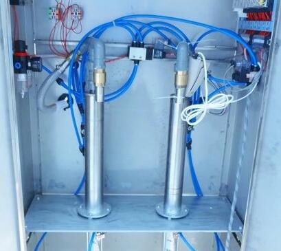 氣動(dòng)BSB油類灌裝機(jī)細(xì)節(jié)圖