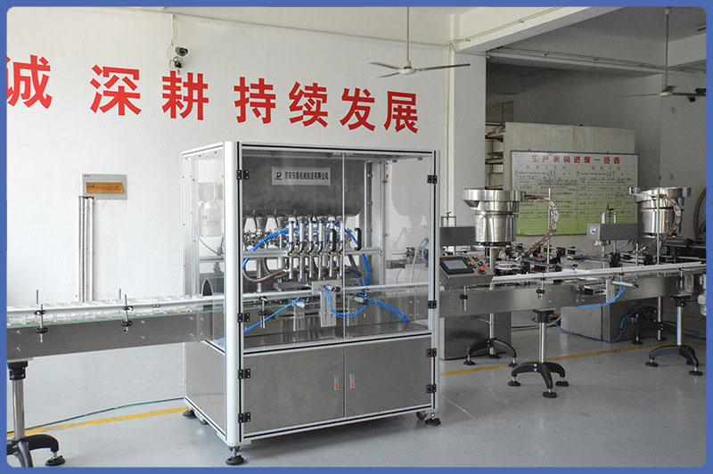 全自動辣椒醬灌裝生產(chǎn)線