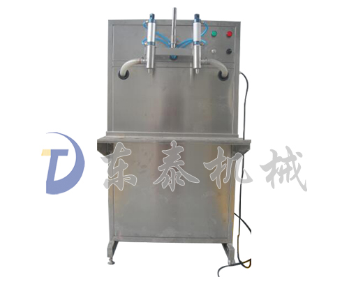氣動(dòng)BSB油類灌裝機(jī)