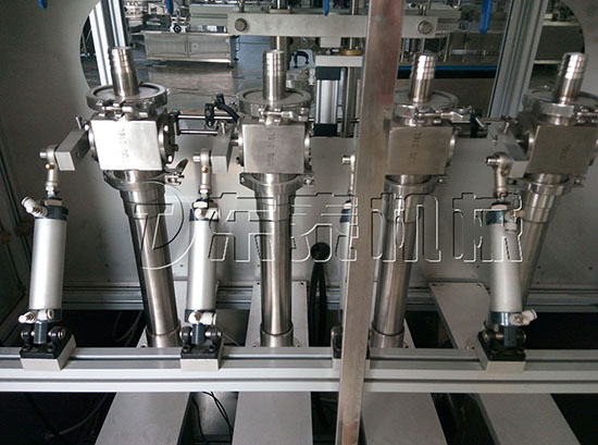 八頭油類(lèi)灌裝機(jī)
